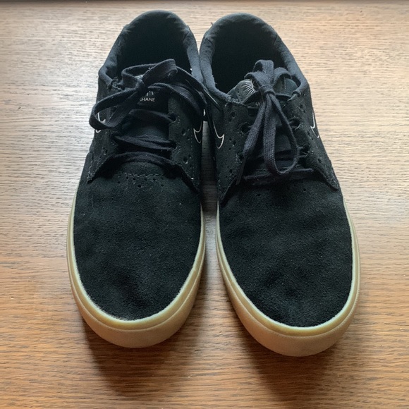 NIKE -  SB Shane Black & Gum Skate Shoes Unisex - Picture 4 of 12